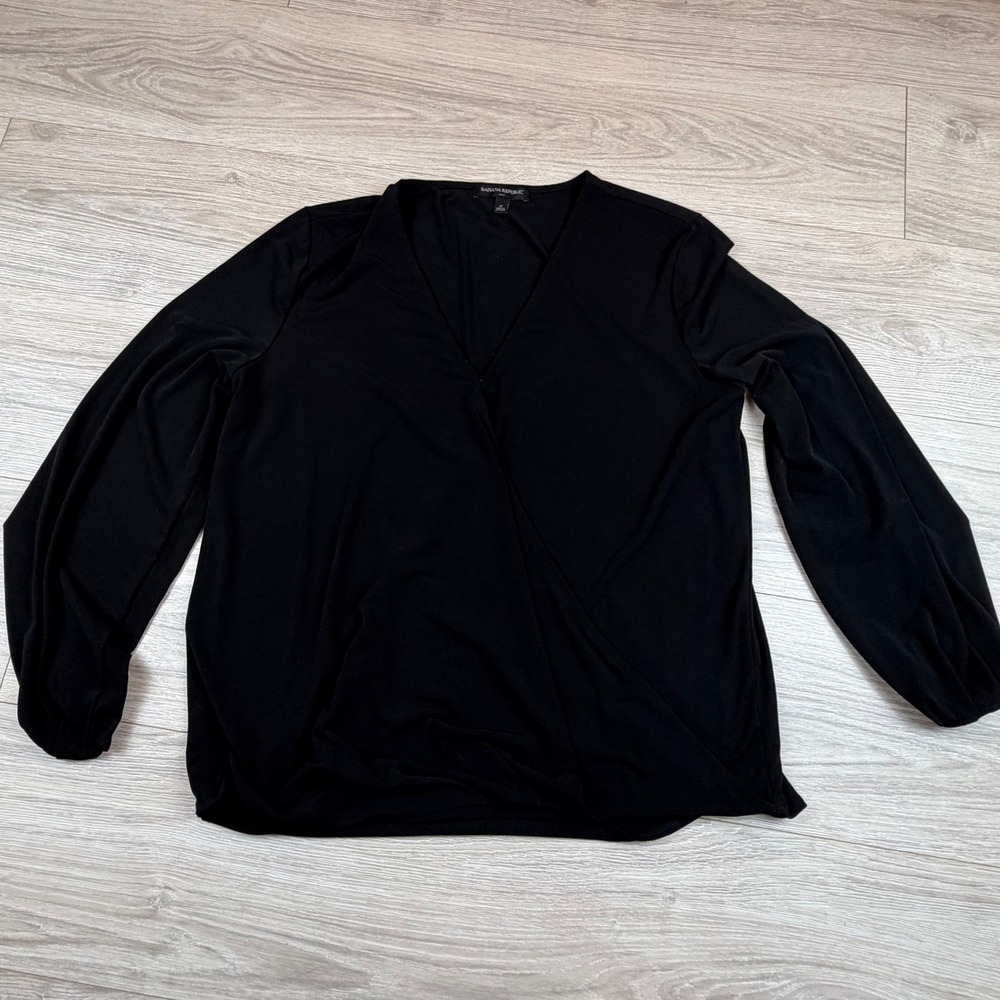 Banana Republic Black Faux Wrap Long Sleeve V‎ Neck Top Women's Size M
